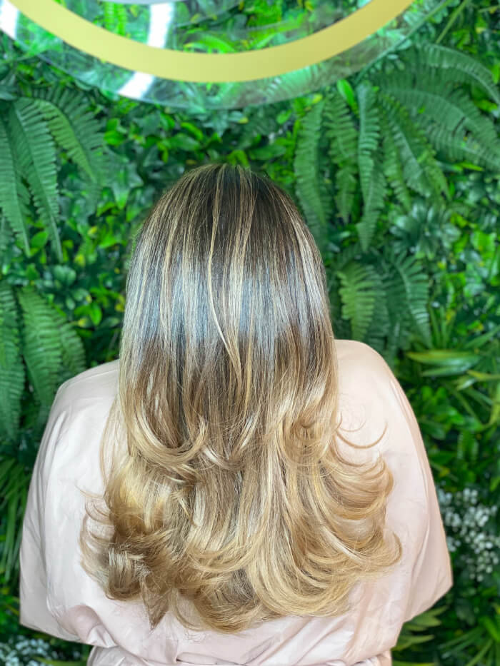 Tinte de Raiz Despues del Servicio